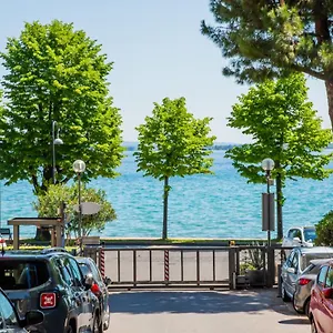 Marialuisa's - Le Rive Del Apartment Desenzano del Garda