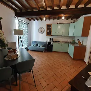 Mentana 14 Apartment Parma
