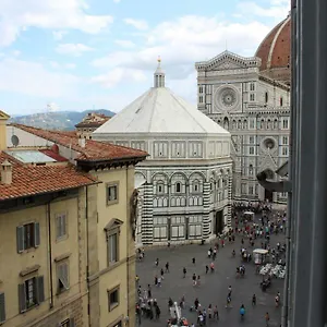 Apartment Art Duomo Luxury View, Florence